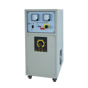 Durable heavy duty car battery charger 601092